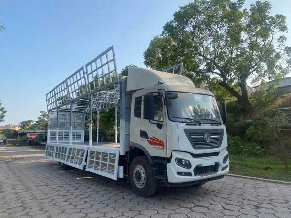 hinh xe tai dongfeng 8t thung dai 9m9